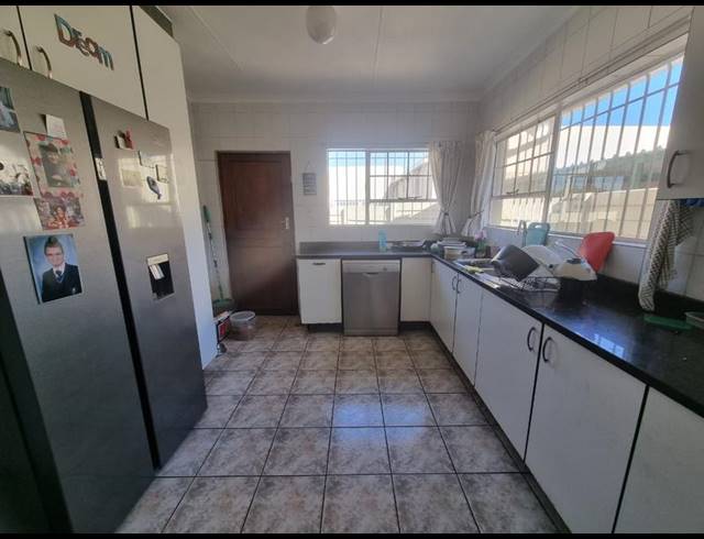 4 BEDROOM HOUSE FOR SALE IN BRACKENDOWNS